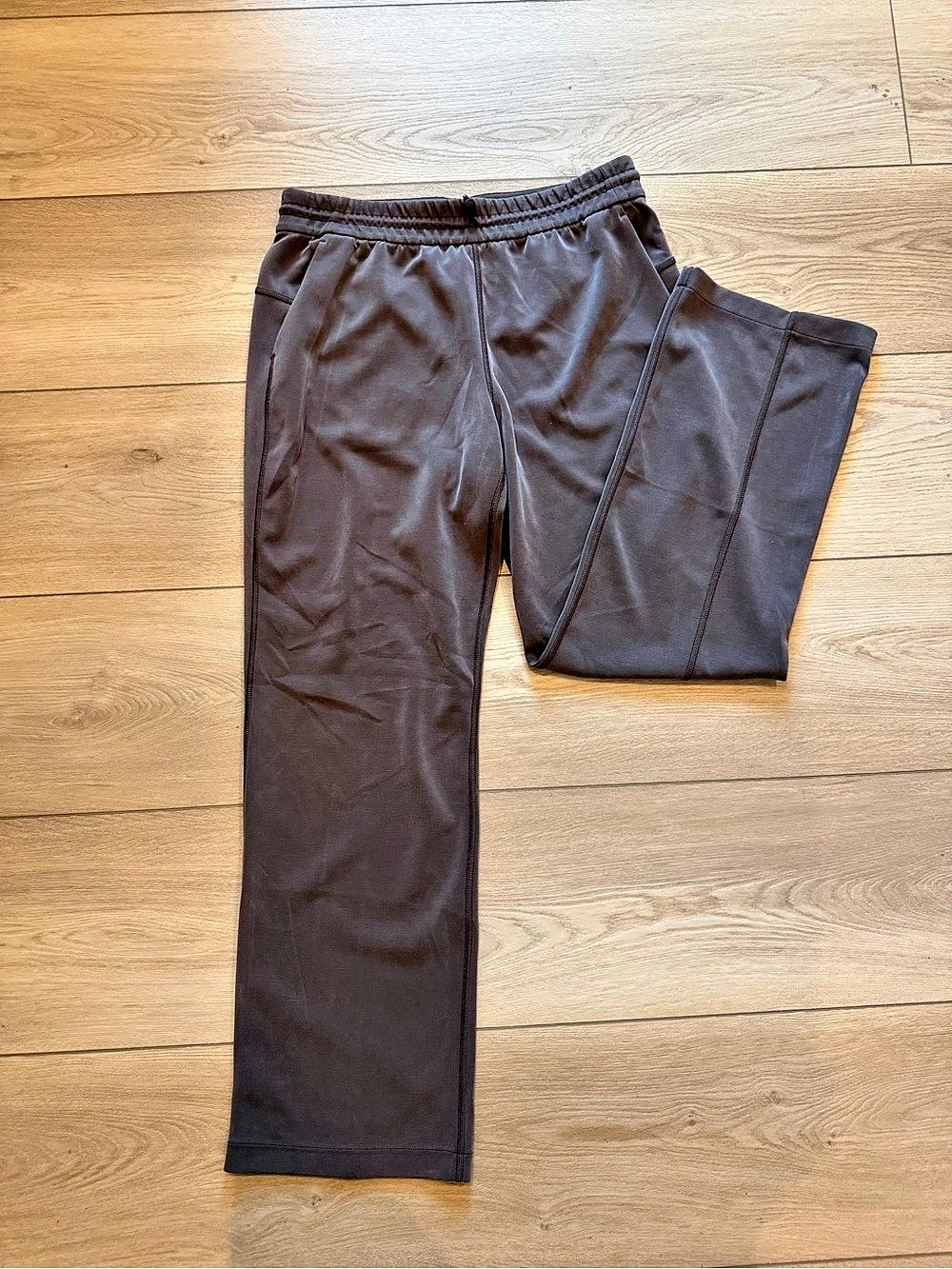 Lululemon Softstreme High-Rise Straight-Leg Pant in Espresso